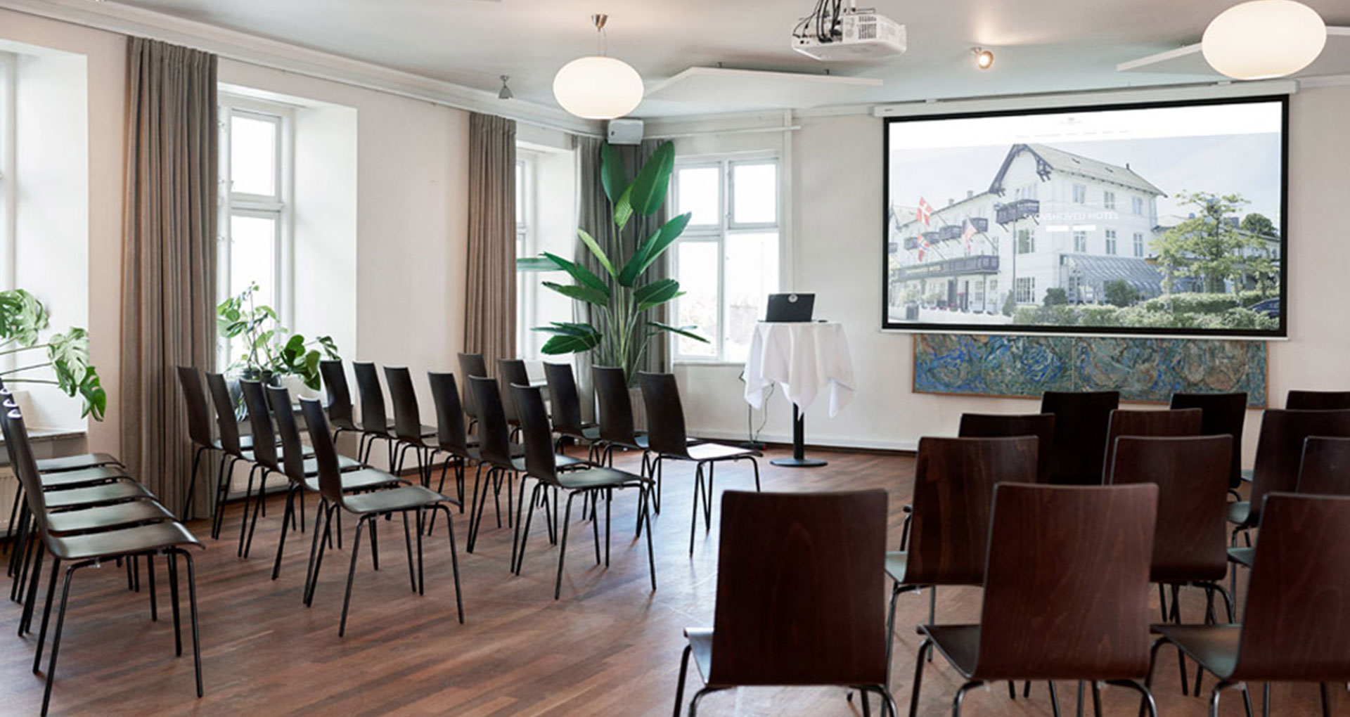 meeting room - Mødelokale I Skovshoved Hotel