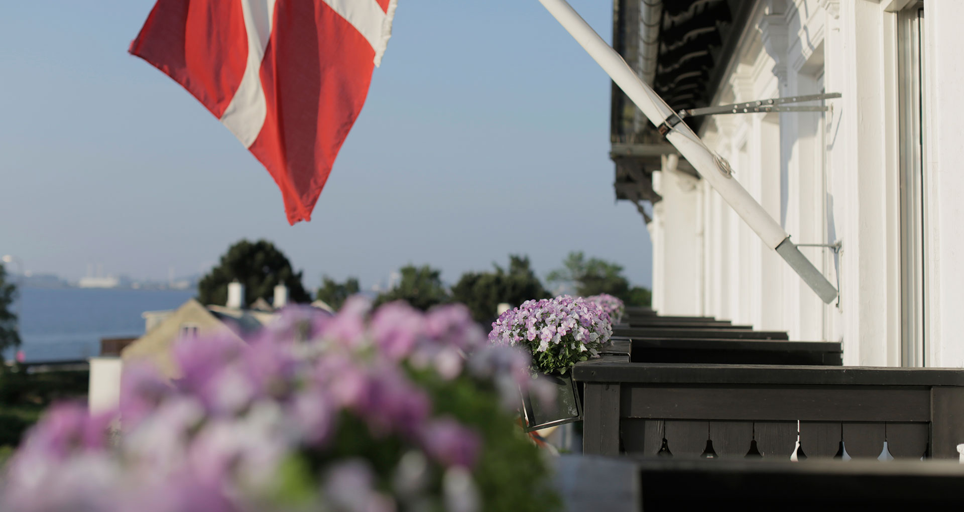 Udsigt over Øresund I Skovshoved Hotel